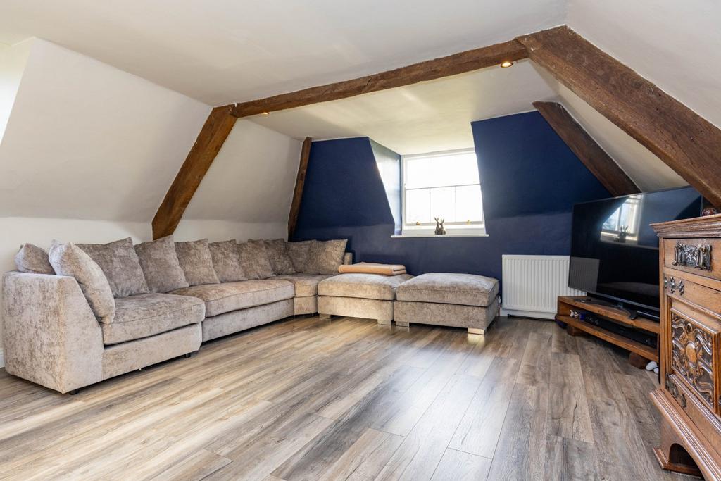 Kitchen/Living Area