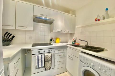 1 bedroom flat for sale, Imperial Court,  Henley,  RG9