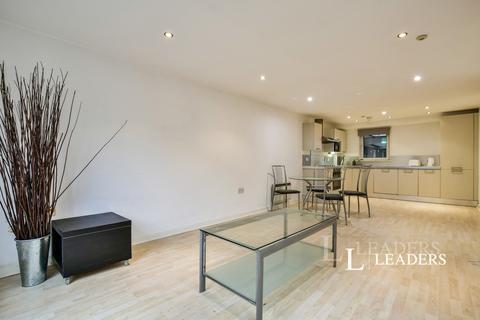 2 bedroom flat to rent, Simpson Street, Manchester, Greater Manchester, M4