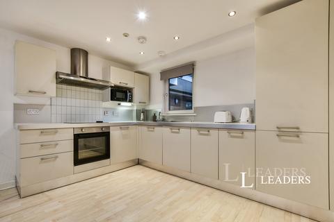 2 bedroom flat to rent, Simpson Street, Manchester, Greater Manchester, M4