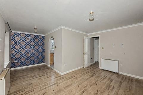 2 bedroom flat for sale, Dixon Green Drive, Farnworth, Bolton, BL4