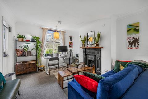 1 bedroom flat for sale, Pleasant Place, Islington, London
