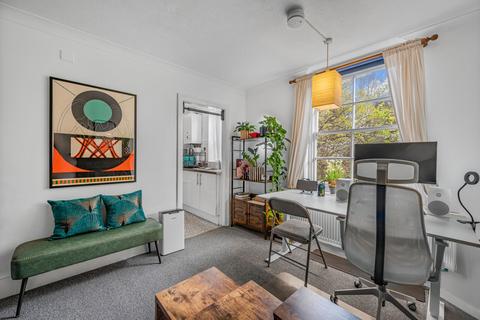 1 bedroom flat for sale, Pleasant Place, Islington, London