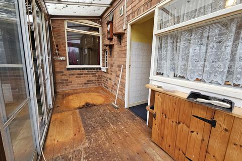 2 bedroom semi-detached house for sale, Lugtrout Lane, Solihull