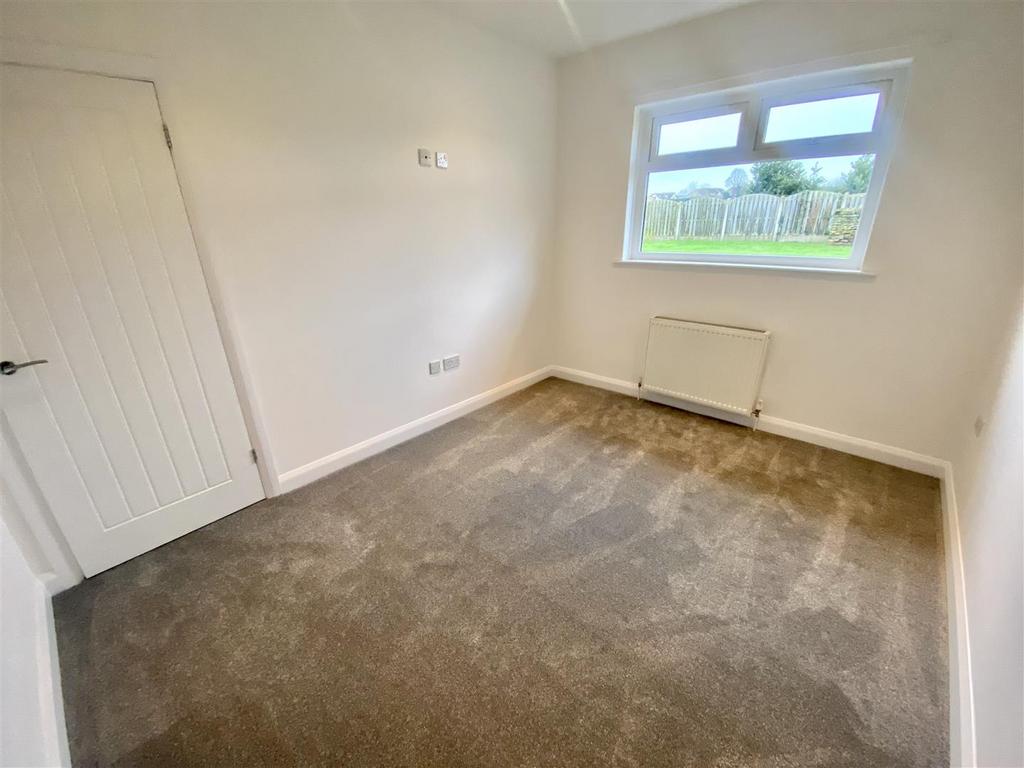 Bramleys Estate Agents - Hepworth Drive - Mirfield