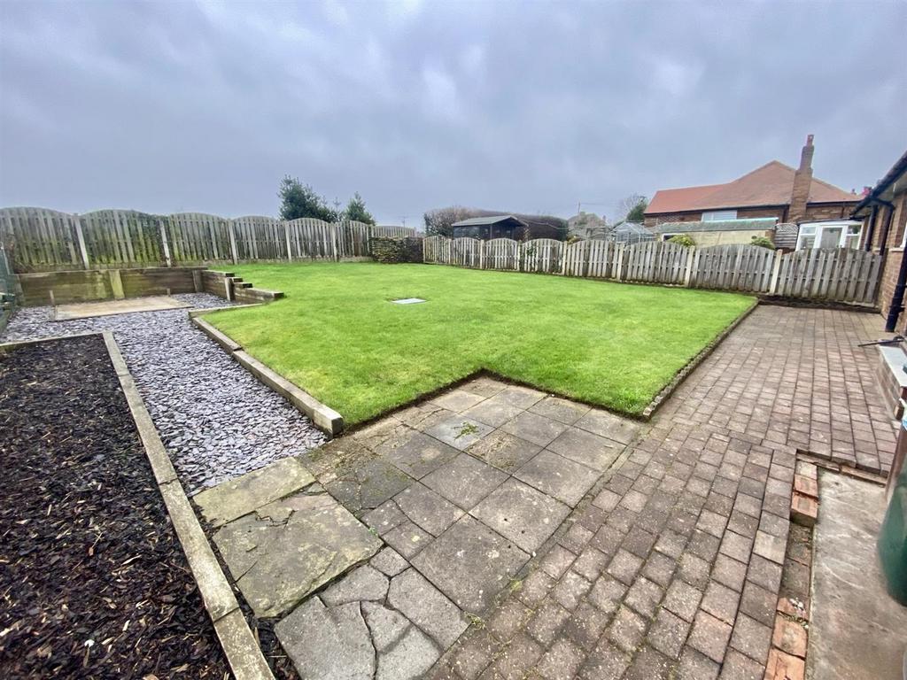 Bramleys Estate Agents - Hepworth Drive - Mirfield