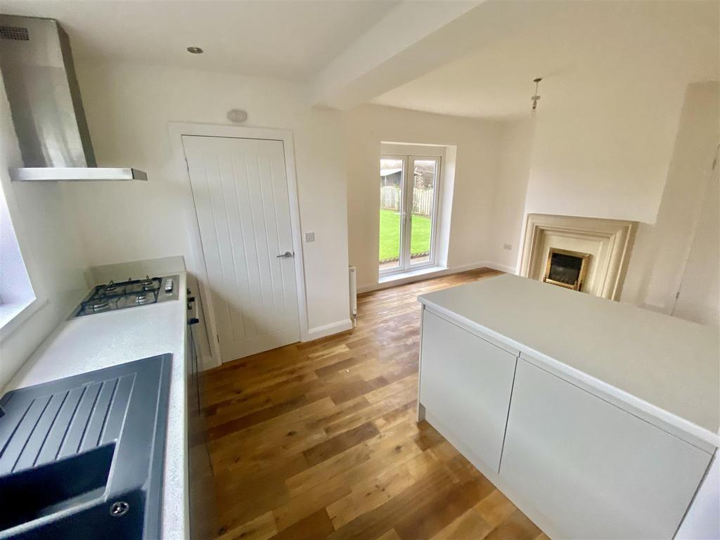 Bramleys Estate Agents - Hepworth Drive - Mirfield