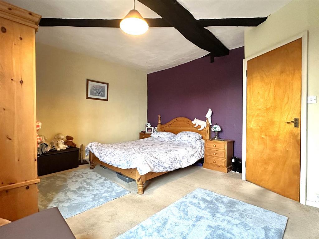 Master Bedroom 458