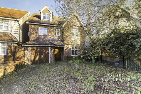 undefined, Fauna Close, Stanmore, HA7