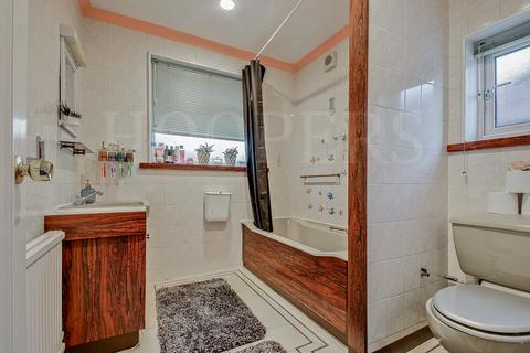 3 bedroom semi-detached house for sale, Chartley Avenue, London, NW2