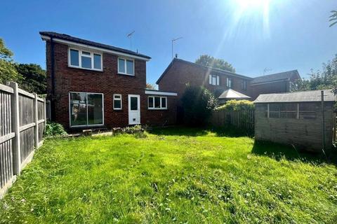 3 bedroom detached house to rent, The Mount, Ringwood, BH24