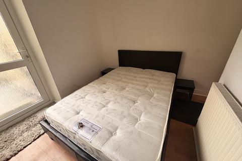 undefined, Cathays Terrace, South Glamorgan CF24