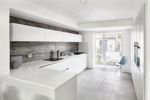 4 bedroom semi-detached house for sale, Aspen Close, Manchester M28