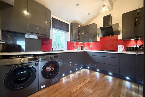 2 bedroom character property for sale, Sunside Cottages, Birdsedge, Huddersfield HD8 8XW