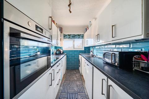 2 bedroom maisonette for sale, Corinthian Road, Chandler's Ford, Hampshire, SO53