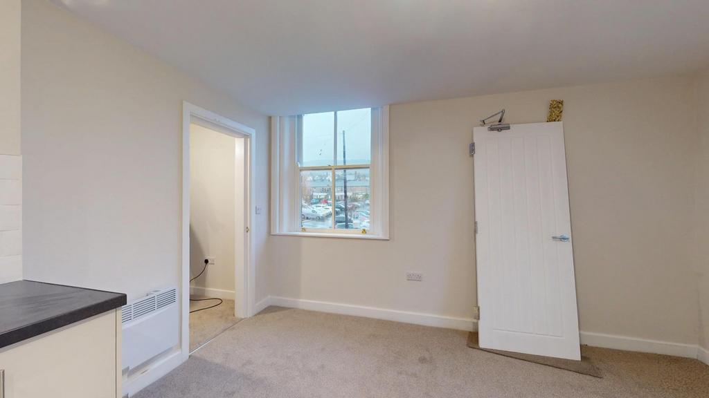 Flat-1-Hawksworth-Street-12182025 233928.jpg