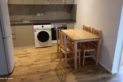 2 bedroom flat to rent, Cornwall Road, Tottenham