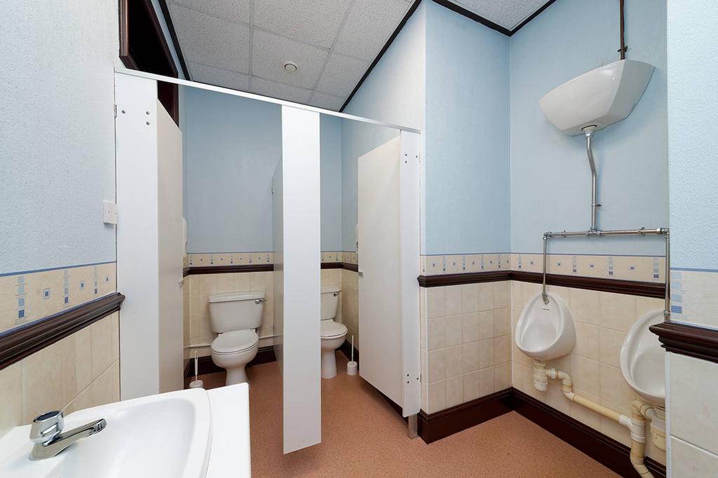 MFL0246307 562.jpg