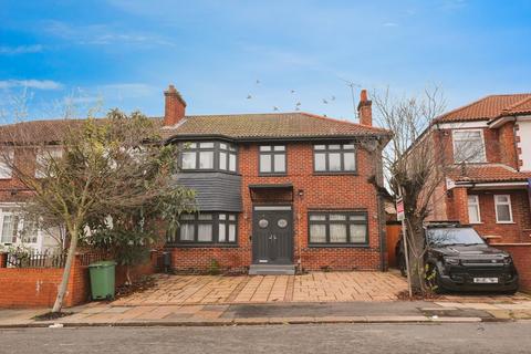 4 bedroom semi-detached house for sale, Foster Road, London W3
