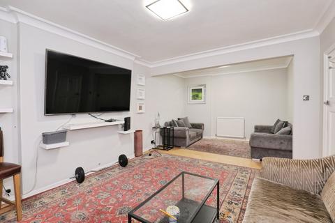 4 bedroom semi-detached house for sale, Foster Road, London W3