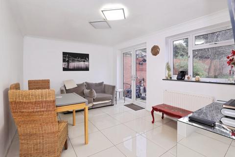 4 bedroom semi-detached house for sale, Foster Road, London W3