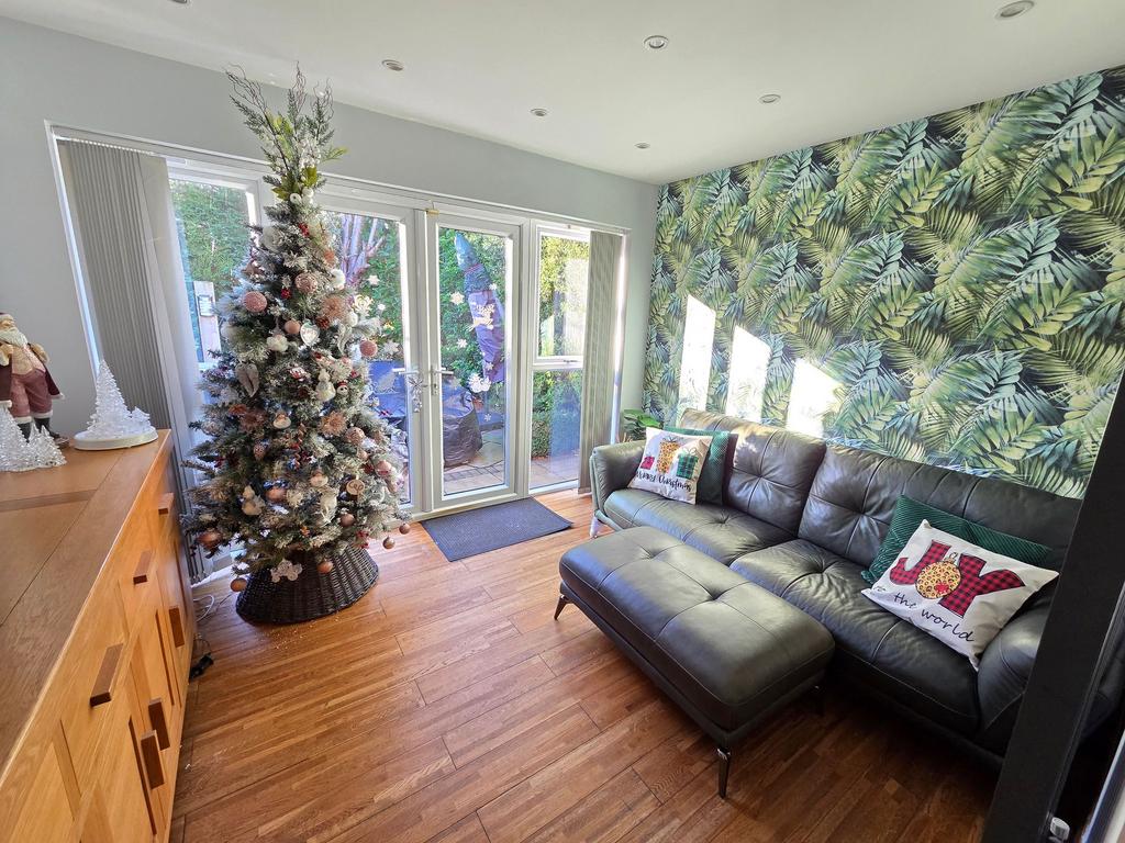 Garden room