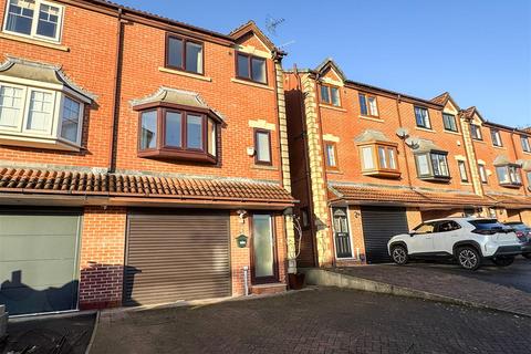 undefined, Don Avenue, Wharncliffe Side, S35