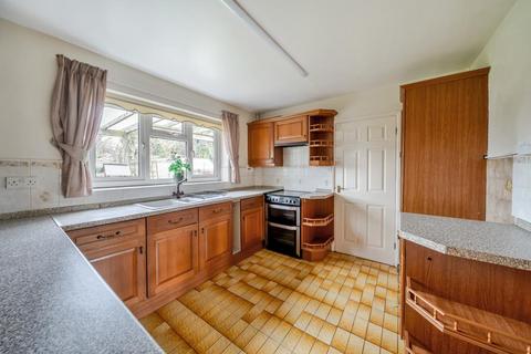 2 bedroom detached bungalow for sale, Lyonshall,  Herefordshire,  HR5