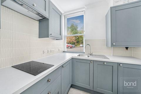 2 bedroom flat for sale, Gay Bowers Road, Chelmsford CM3