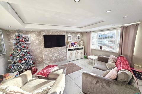 3 bedroom terraced house for sale, River View, Lynemouth, Morpeth, Northumberland, NE61 5TY