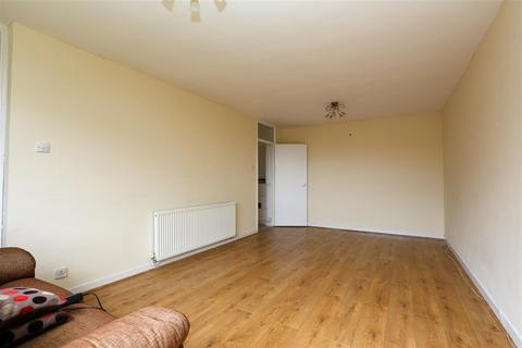 2 bedroom flat to rent, Stoughton Rd, Stoneygate, Leicester, LE2