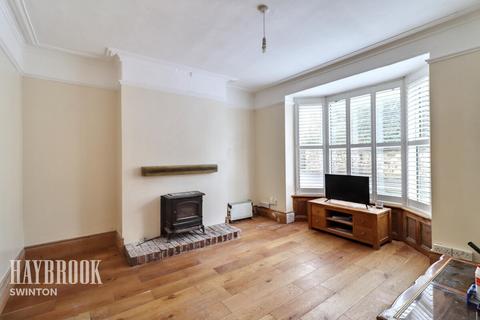 3 bedroom semi-detached house for sale, Holywell Lane, Doncaster