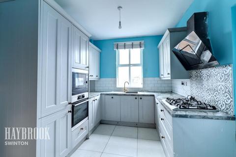 3 bedroom semi-detached house for sale, Holywell Lane, Doncaster