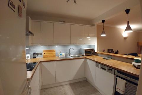 2 bedroom apartment to rent, Homer Drive, London E14