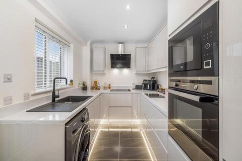 3 bedroom semi-detached house for sale, Annette Close, Spalding
