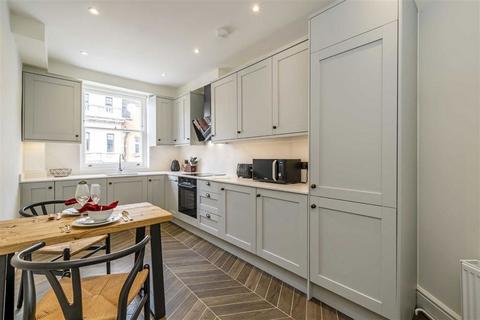 undefined, Harley Street, London W1G