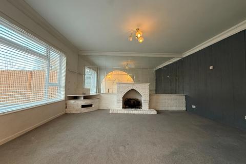 3 bedroom end of terrace house to rent, Brickenden Court, Waltham Abbey, Essex, EN9