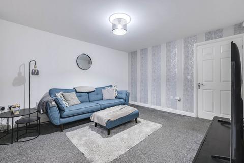 undefined, Latimer Close, Guiseley, Leeds, West Yorkshire, LS20