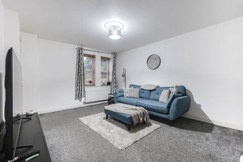 undefined, Latimer Close, Guiseley, Leeds, West Yorkshire, LS20