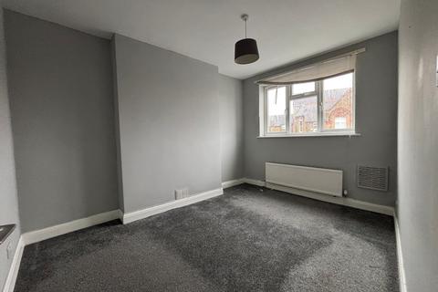 2 bedroom flat for sale, Flat 250, Kilburn Lane, London, W10 4BA