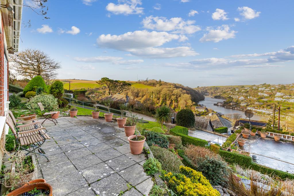 A03 - Noss Mayo, Stoke Road, Westonhay - 251210