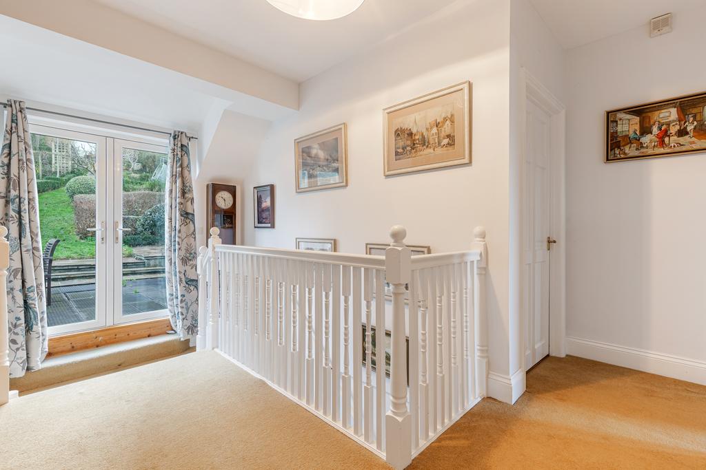 A23 - Noss Mayo, Stoke Road, Westonhay - 251210