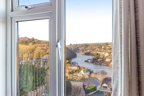 4 bedroom detached house for sale, Stoke Road, Noss Mayo