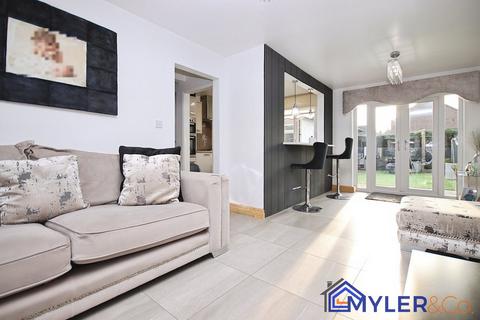 3 bedroom terraced house for sale, Heralds Close, Widnes, WA8