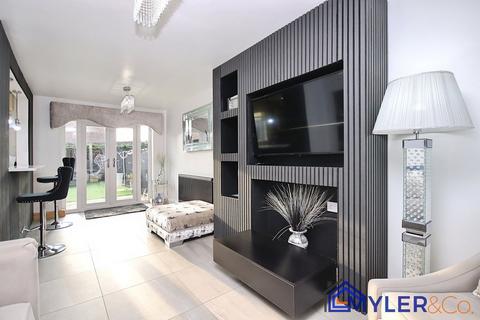 3 bedroom terraced house for sale, Heralds Close, Widnes, WA8