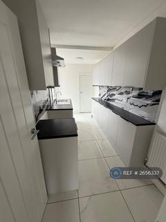 3 bedroom terraced house to rent, Macdonald Road, Coventry, CV2