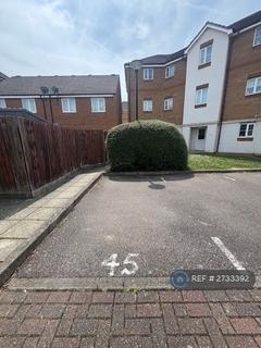 2 bedroom flat to rent, Columbia Road, Broxbourne, EN10