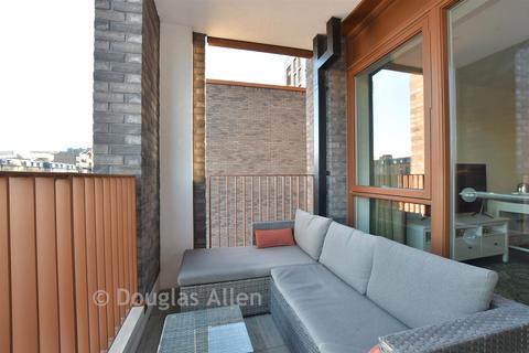 2 bedroom apartment for sale, Drydock Square, Barking, Essex