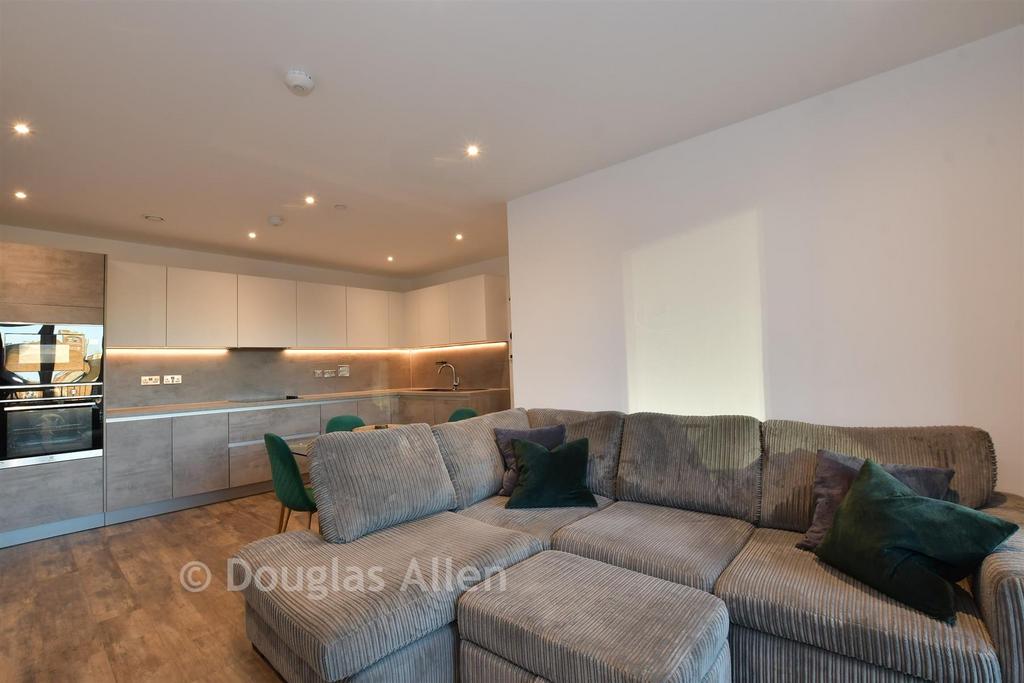 Lounge/Kitchen /Dining Room