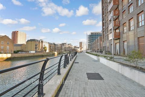 2 bedroom apartment for sale, Drydock Square, Barking, Essex